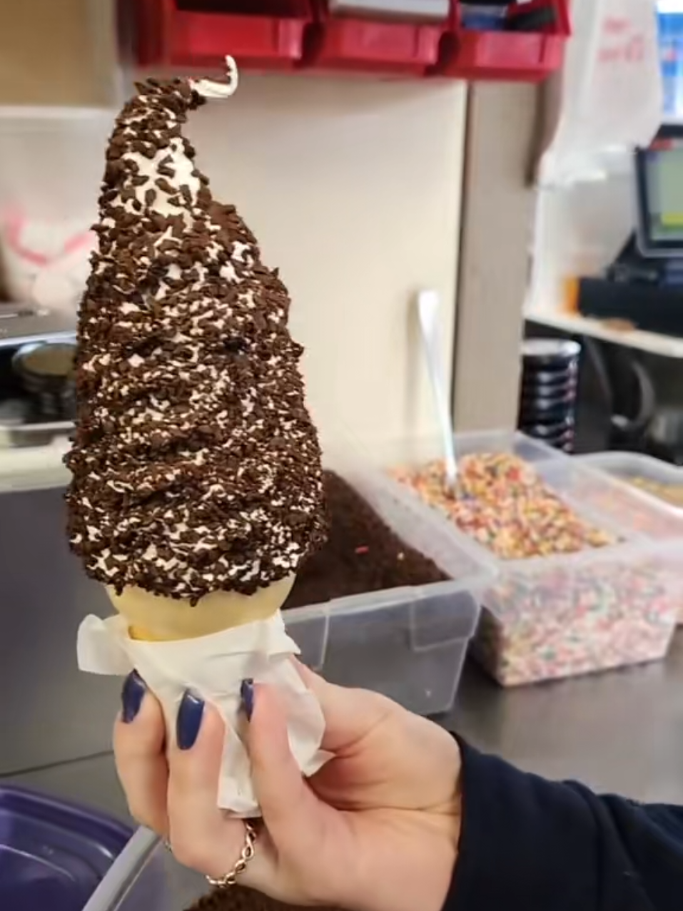 @JoesDairyBar&Grill