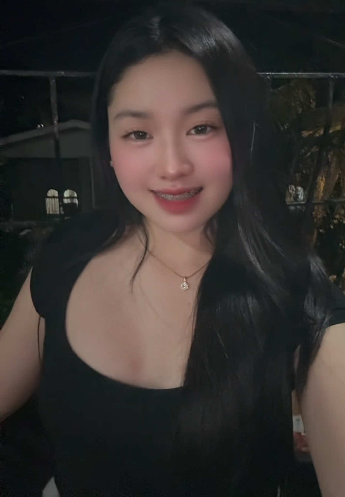 @Ella 🤍