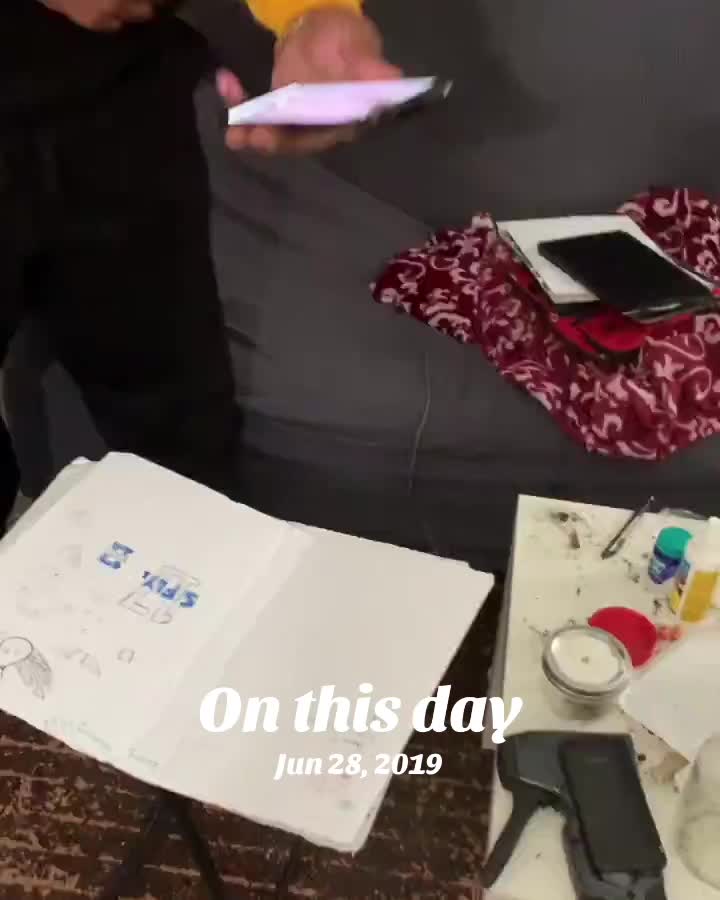 @Spazzzzzzz reacts