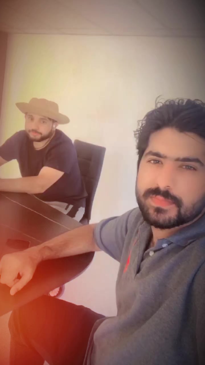 @Malik 722🇵🇰♥️🇪🇸