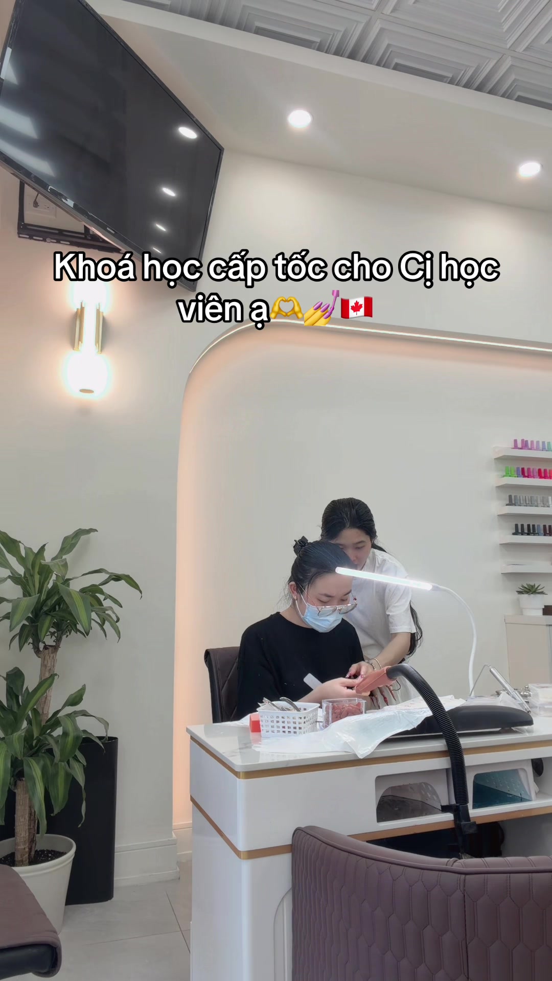 @KimmieNails🇻🇳♥️🇨🇦Tấu Hài😜