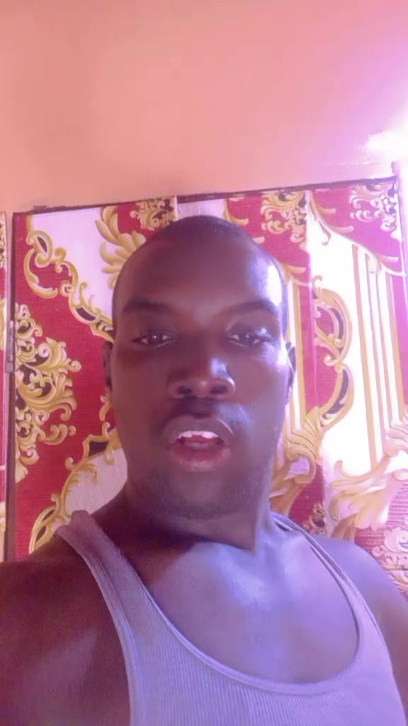 @Derval Maroon✊️