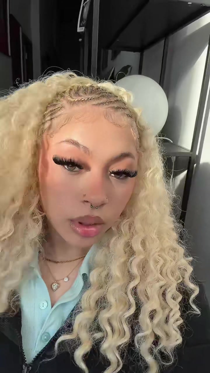 @layaaa