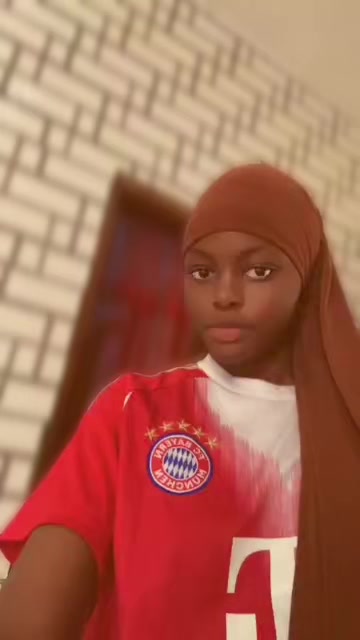 @𝑴𝑰𝑪𝑯𝑨𝑬𝑳&hearts;︎17 🇫🇷