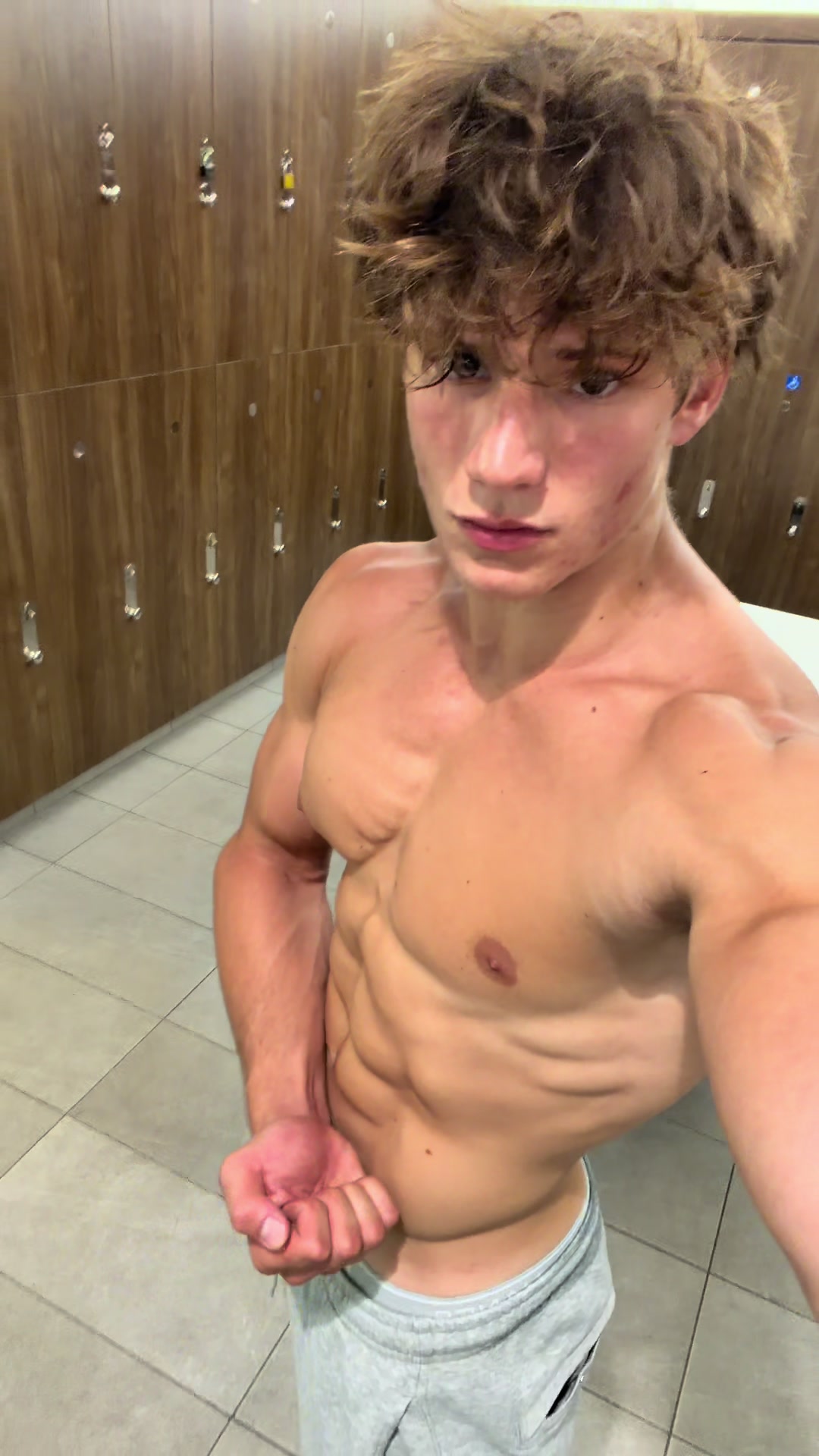 @dylan.lopezz__