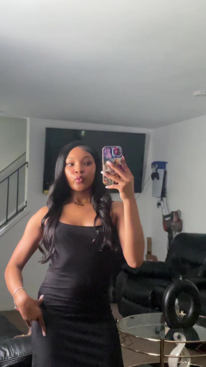 @_prettyMoneyFein_