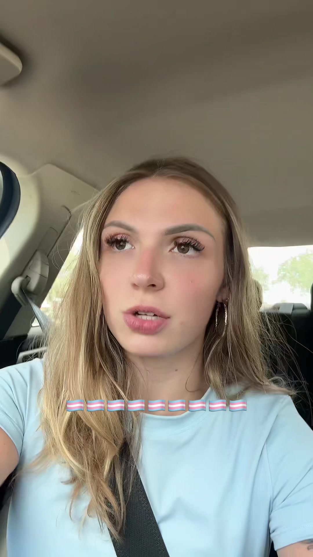 @niki&nicole
