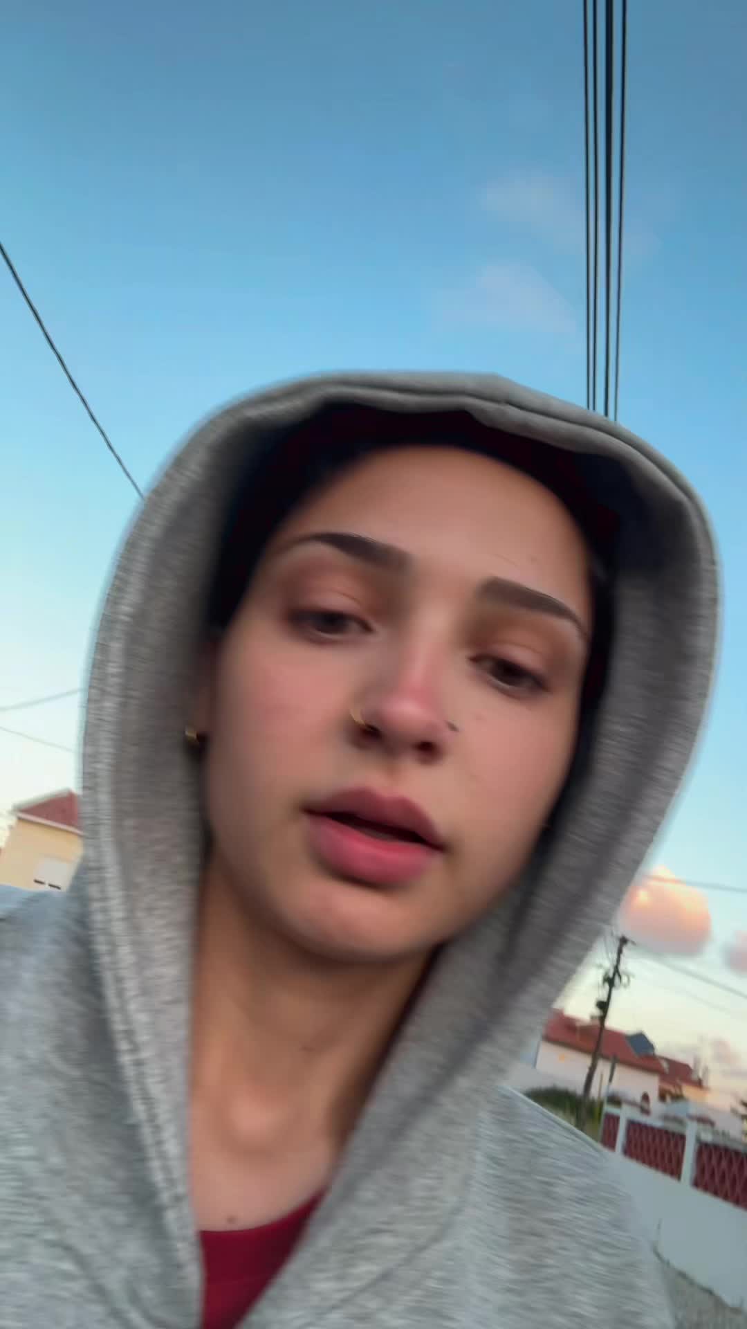 @Beatriz de Almeida