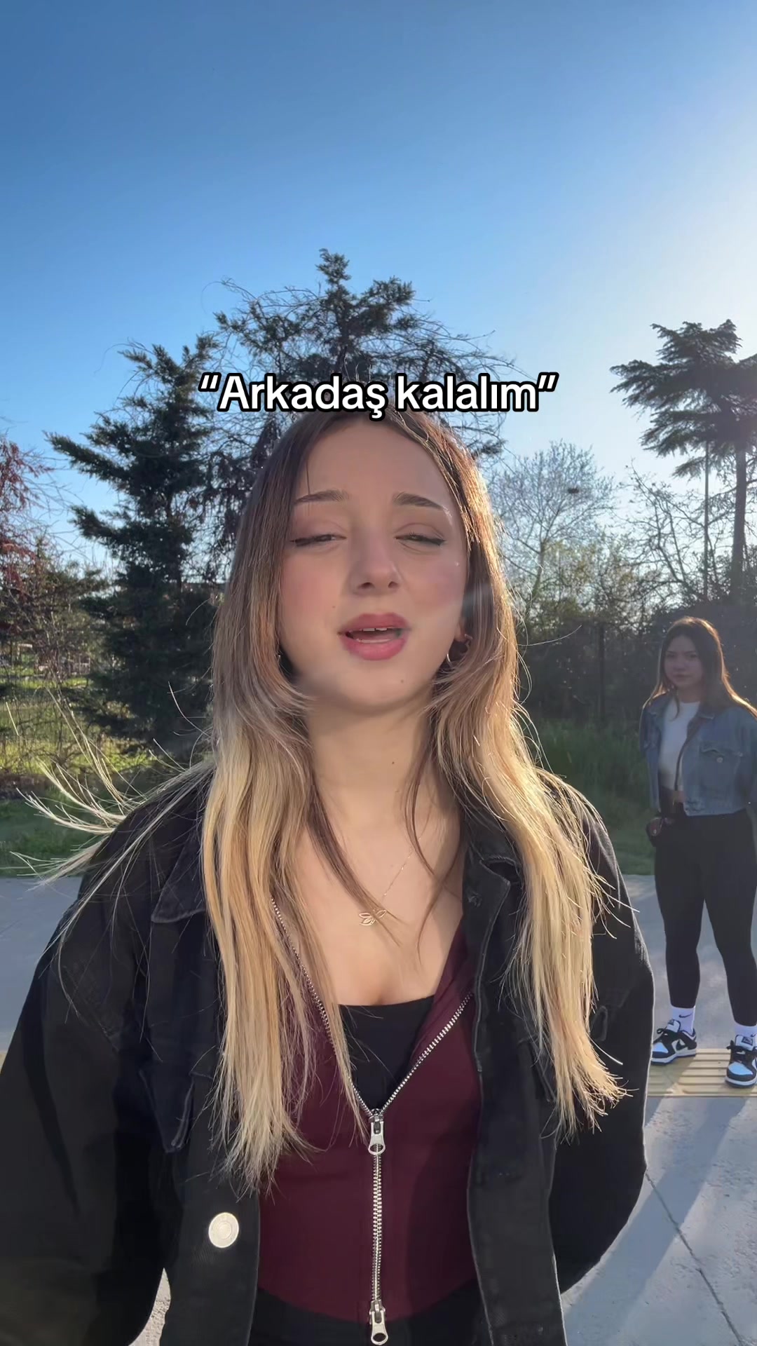 @Ozlemozbeeeey