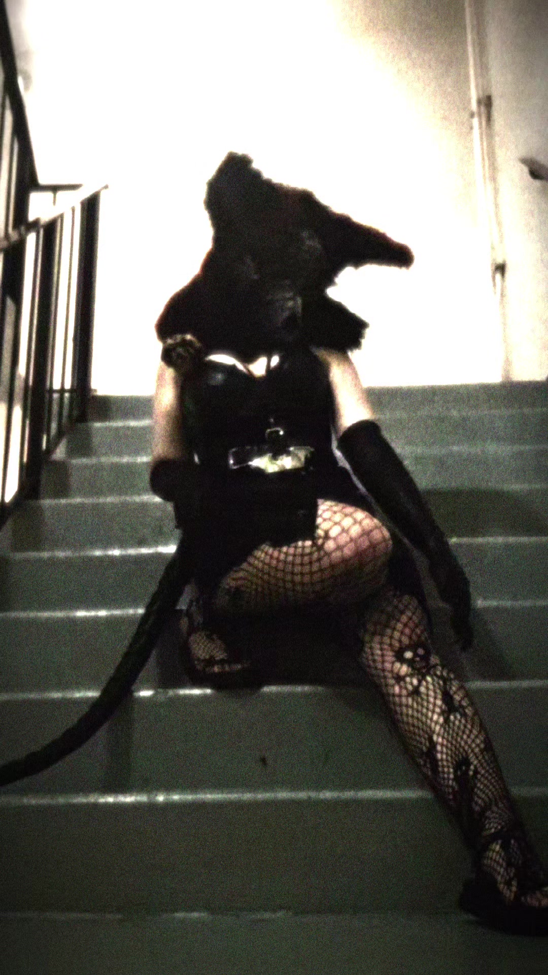 @🦇𝓥𝔂𝓷🦇 {Wesker's worms}