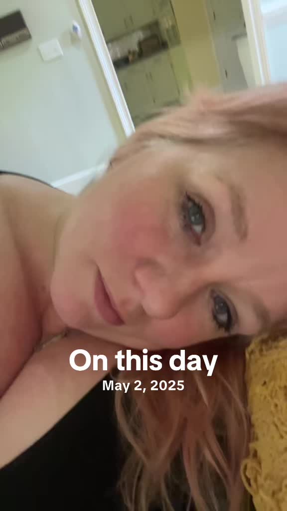 @angielouwho79