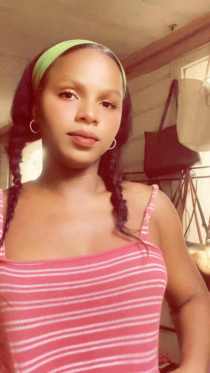 @T🌸y🍫r🍁a✨