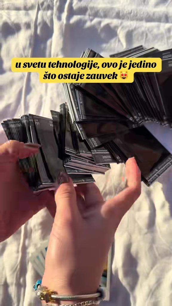 @polaroiduj.se__