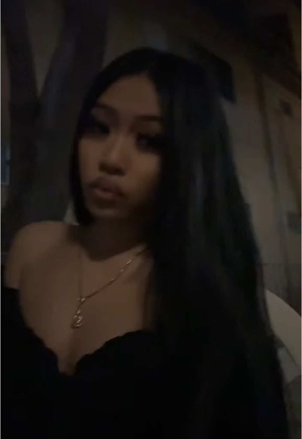 @⃟
