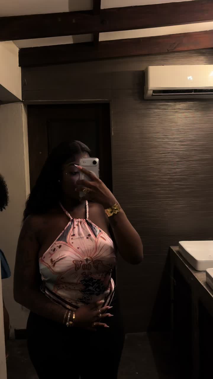 @black_La☺️🥺♥️