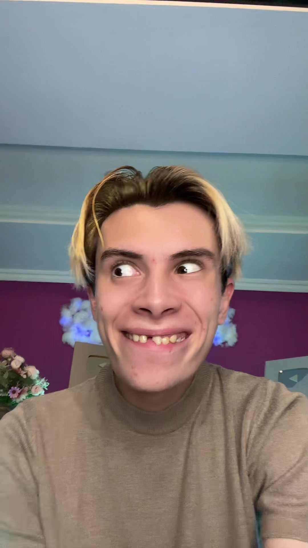 @Lil Snakeeee