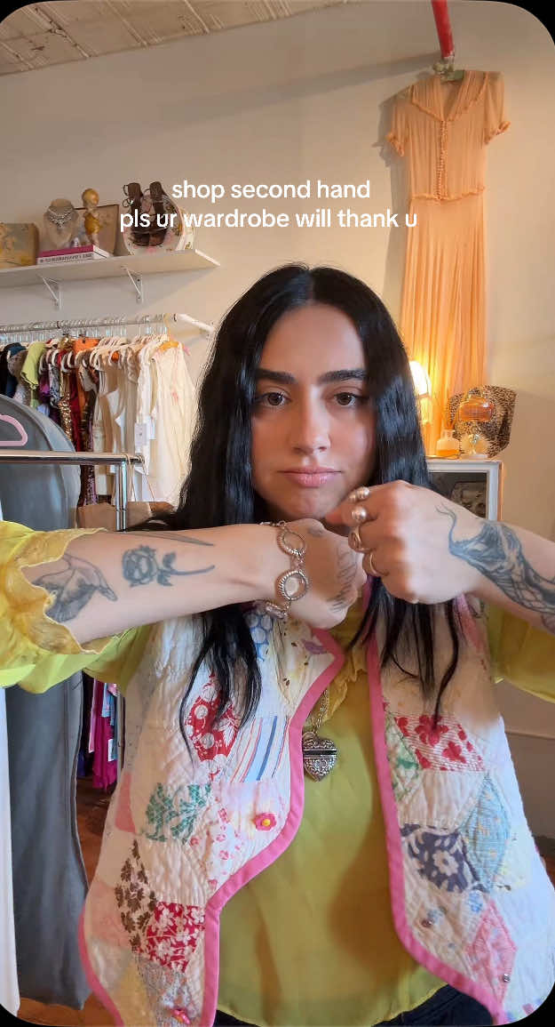 @thequeerghoul 🍉
