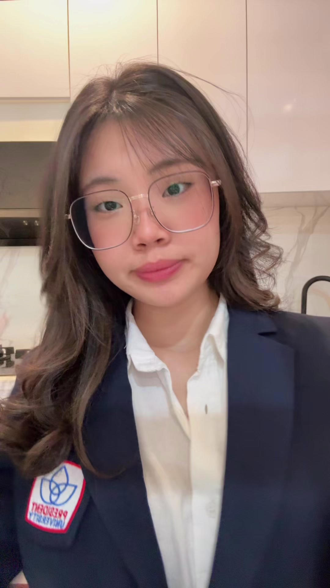@リリ