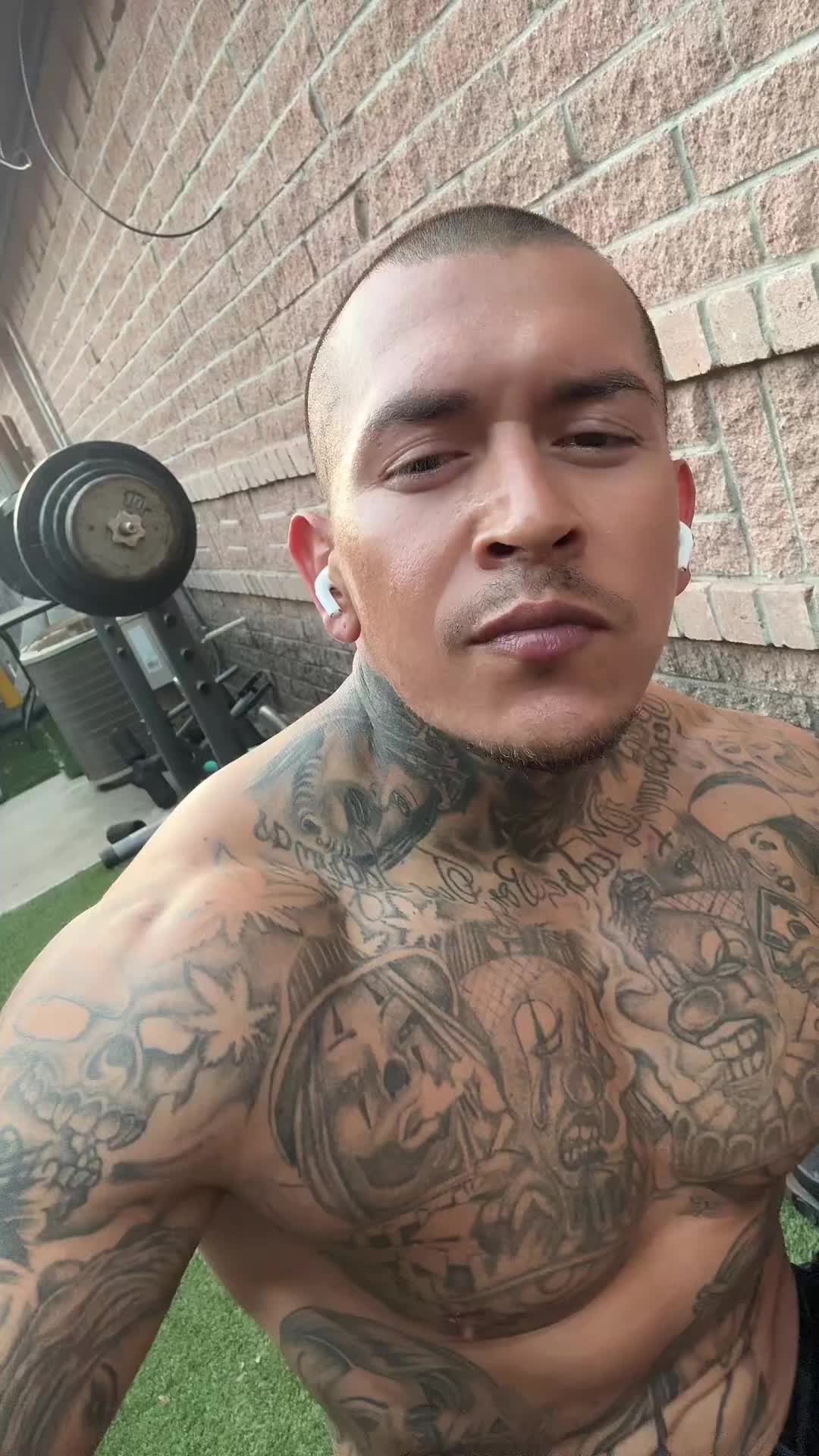 @Wicho7