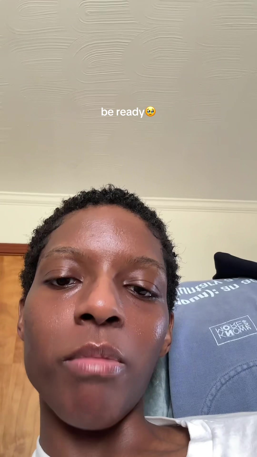 @justdesnaround
