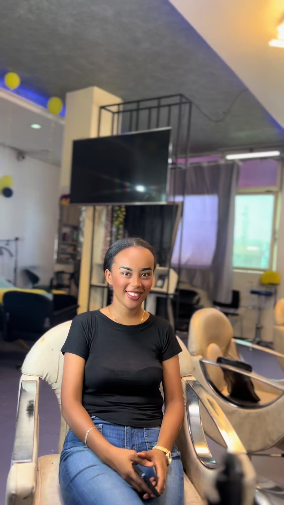 @Andu hairstylist 💇&zwj;♀️