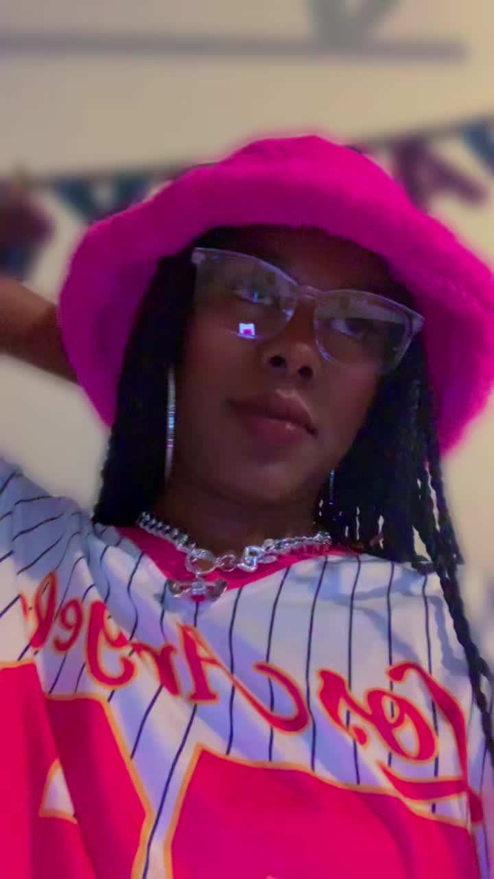 @u.g.l.y_keeky