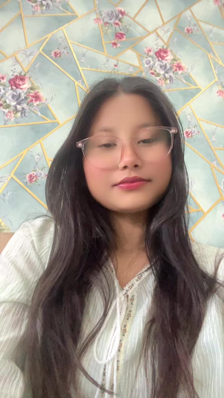 @🐼