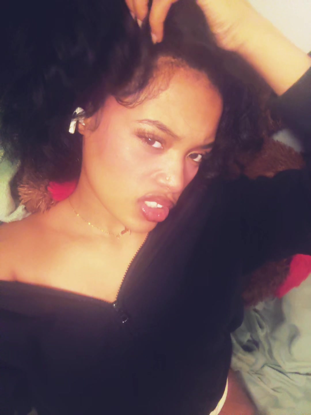 @myaalavonne
