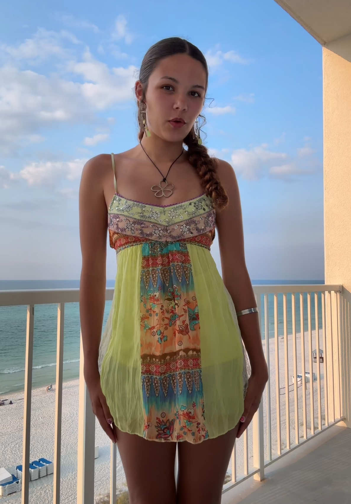 @✰