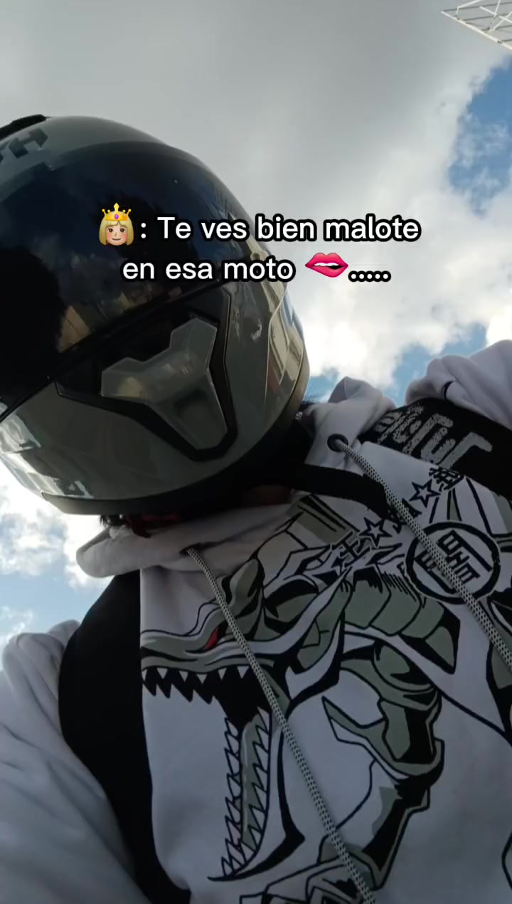 @tonikusanagi