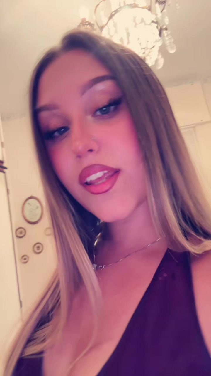 @🪩🥂💄⭐️