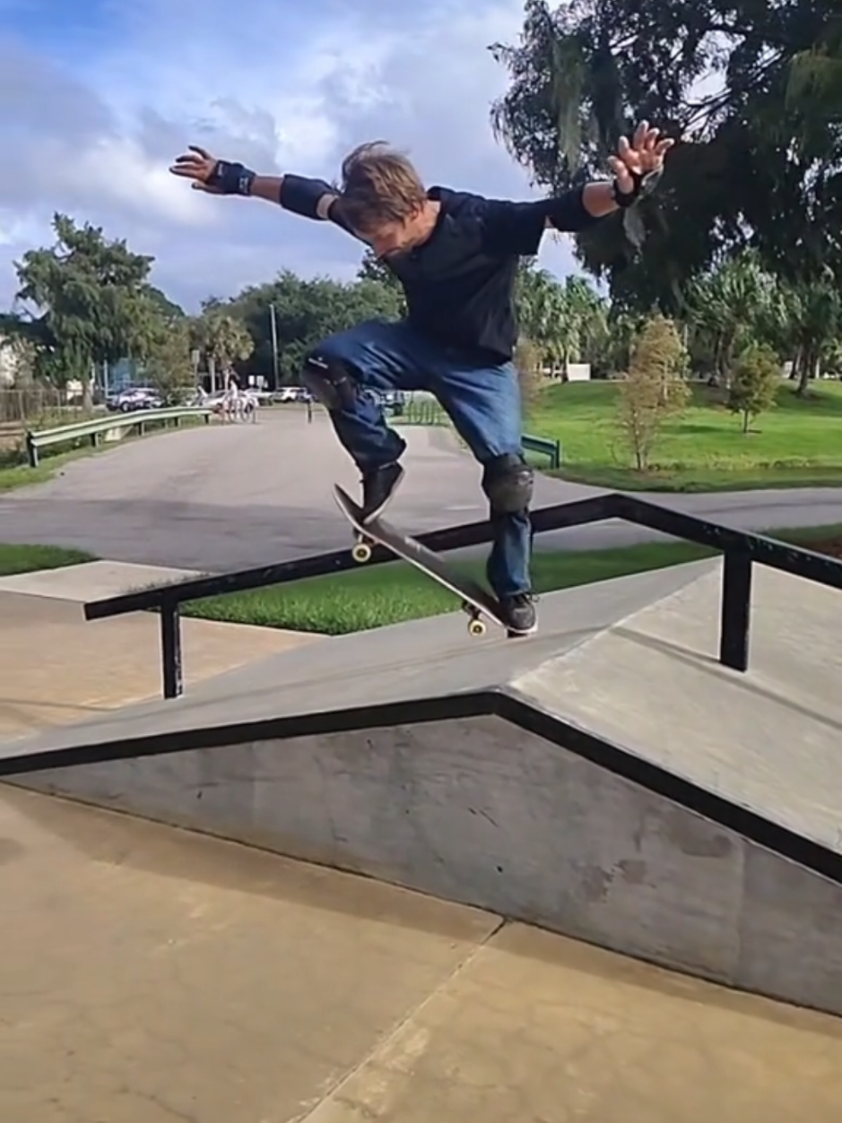 @senditmarcus