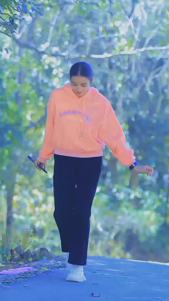 @Aaruuu😘🦋