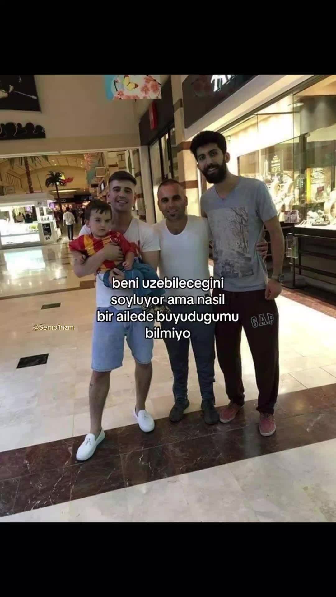@𝐒𝐞𝐦𝐨𝟏𝐧𝐳𝐦🕊