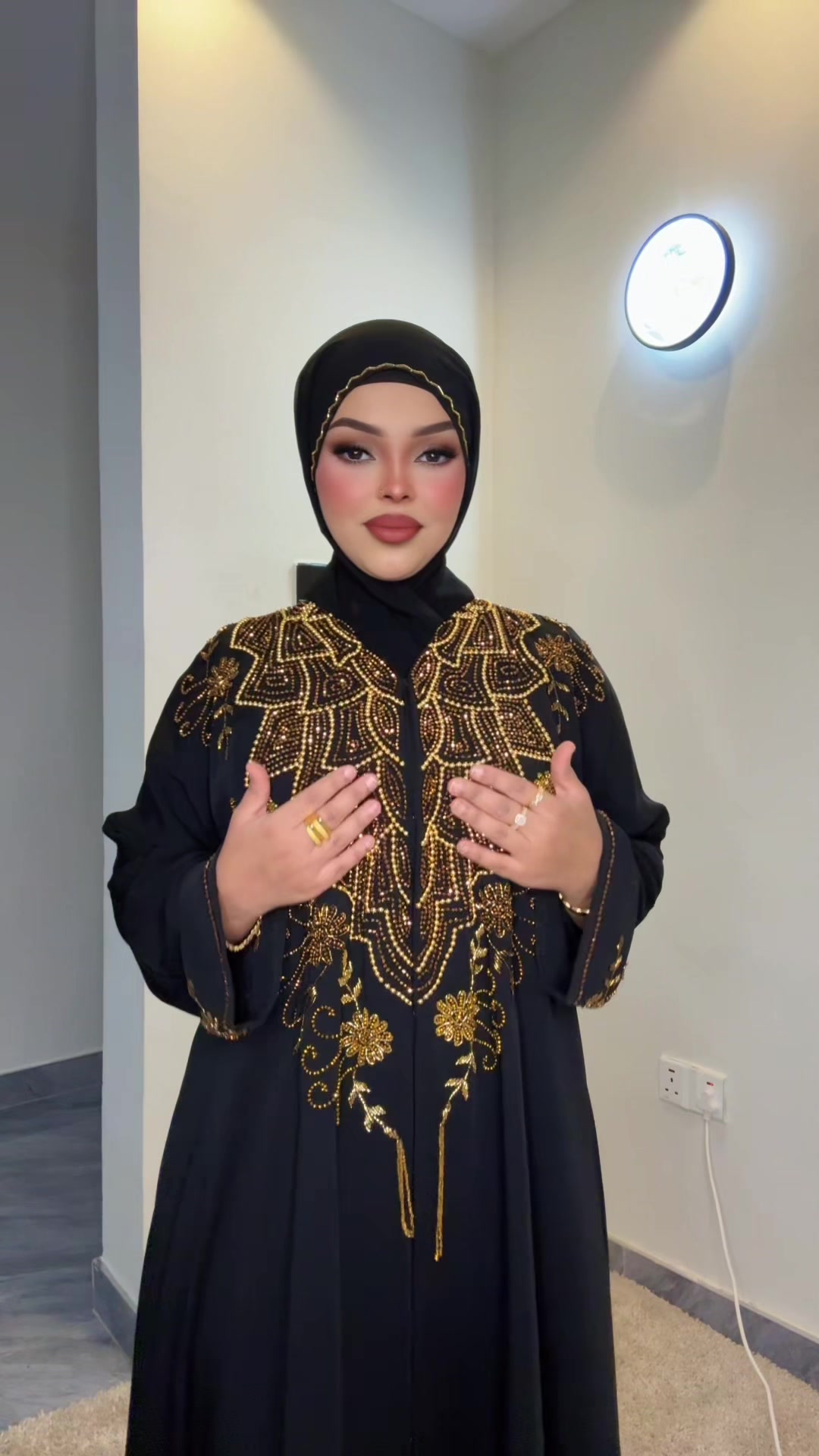 @Samira Fashion🧚🏻♀️