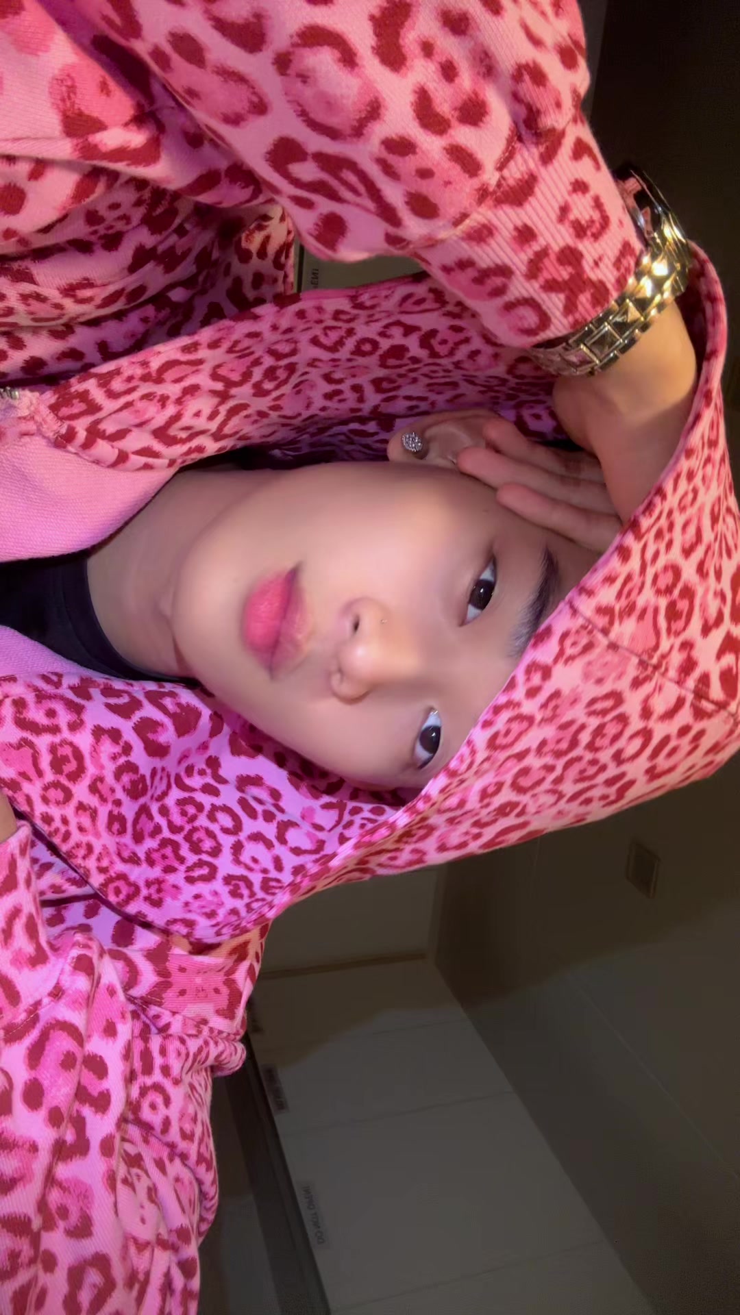 @AKX3.