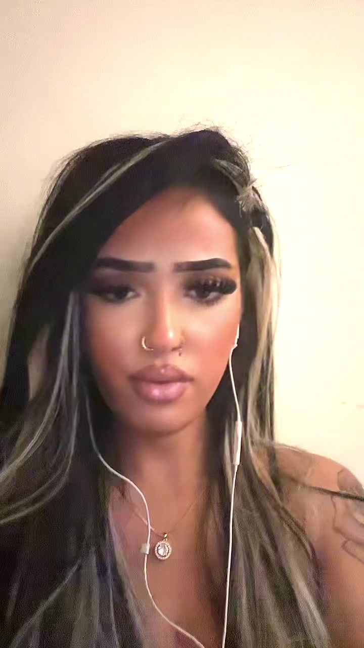@Enariaaa