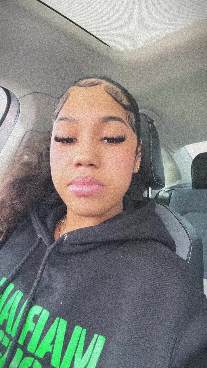 @MiaBaby