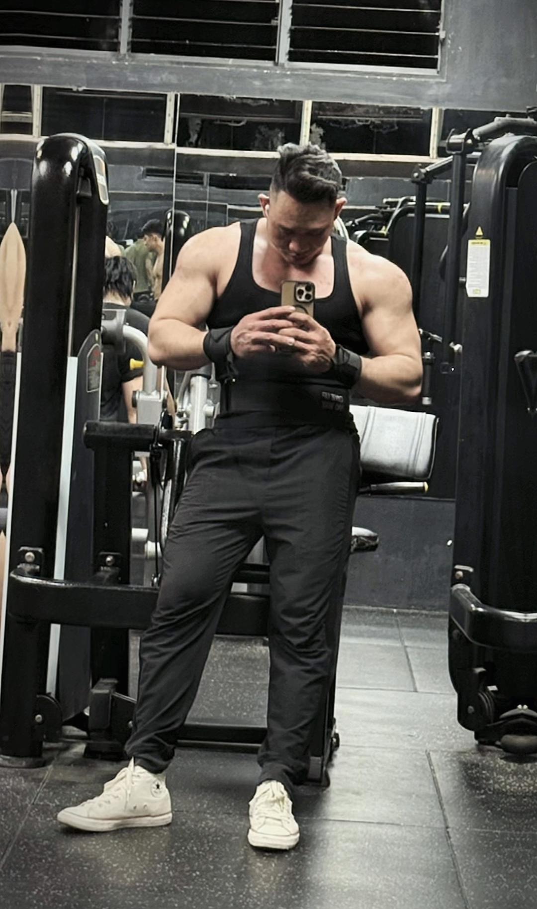 @Jone Trần