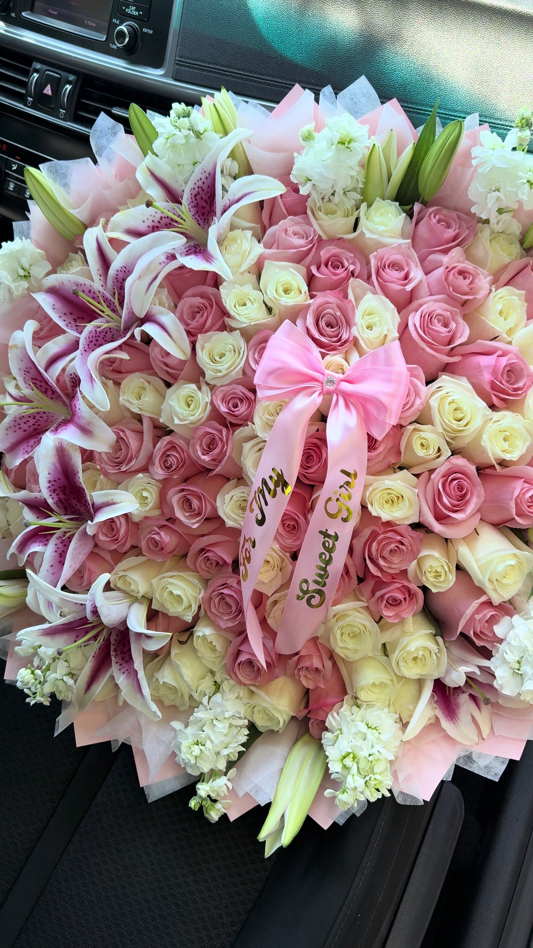 @rossellblooms