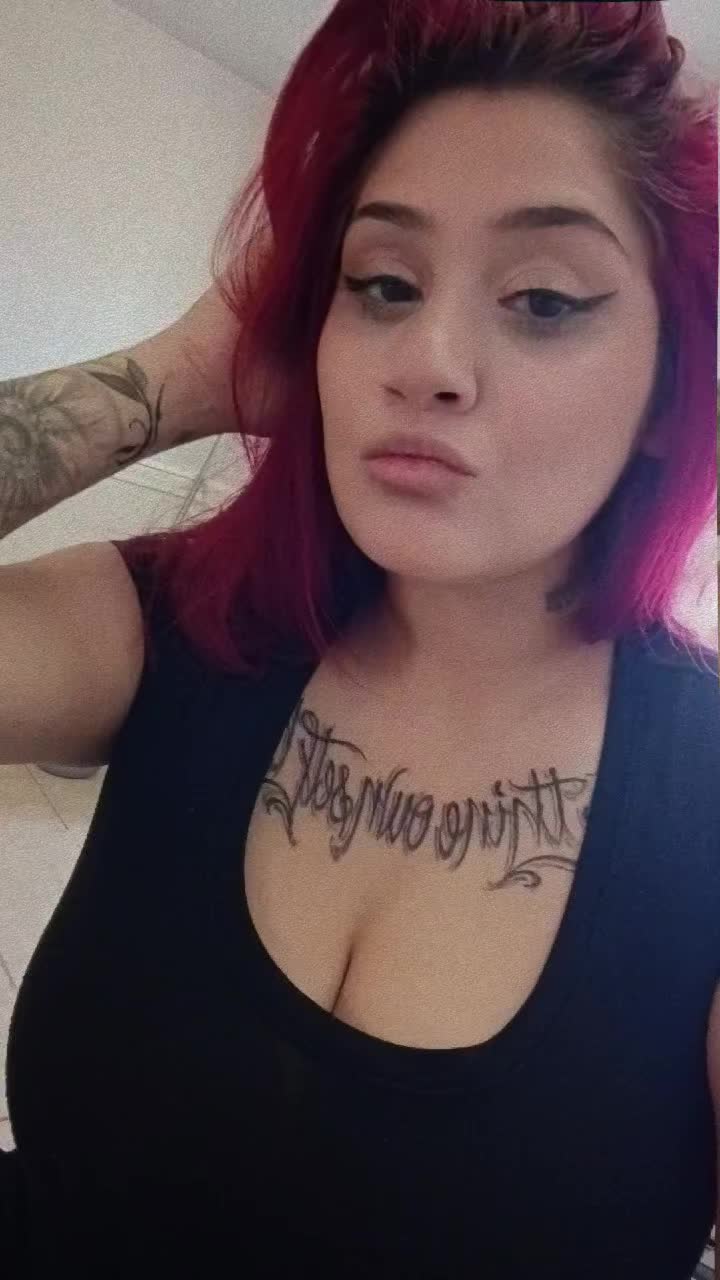 @DesmarieYo