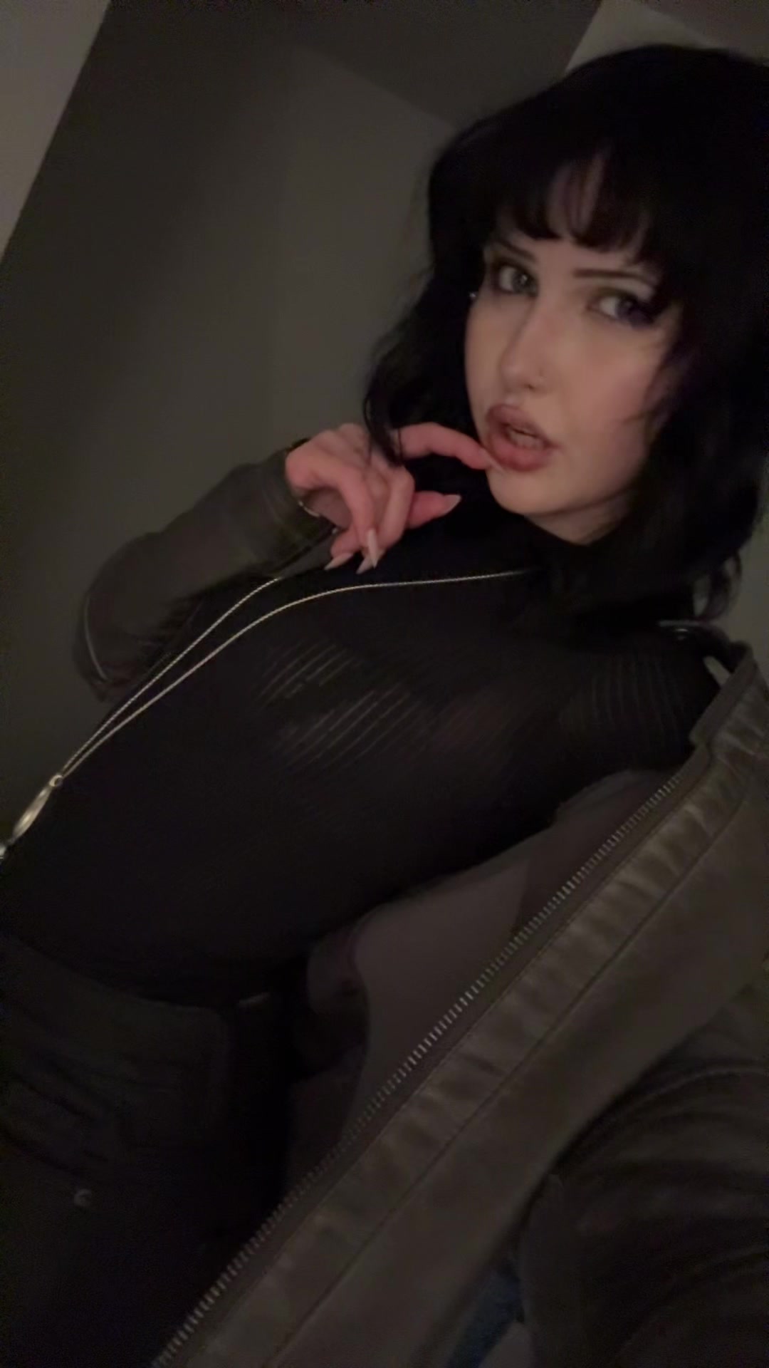 @ShittyBop