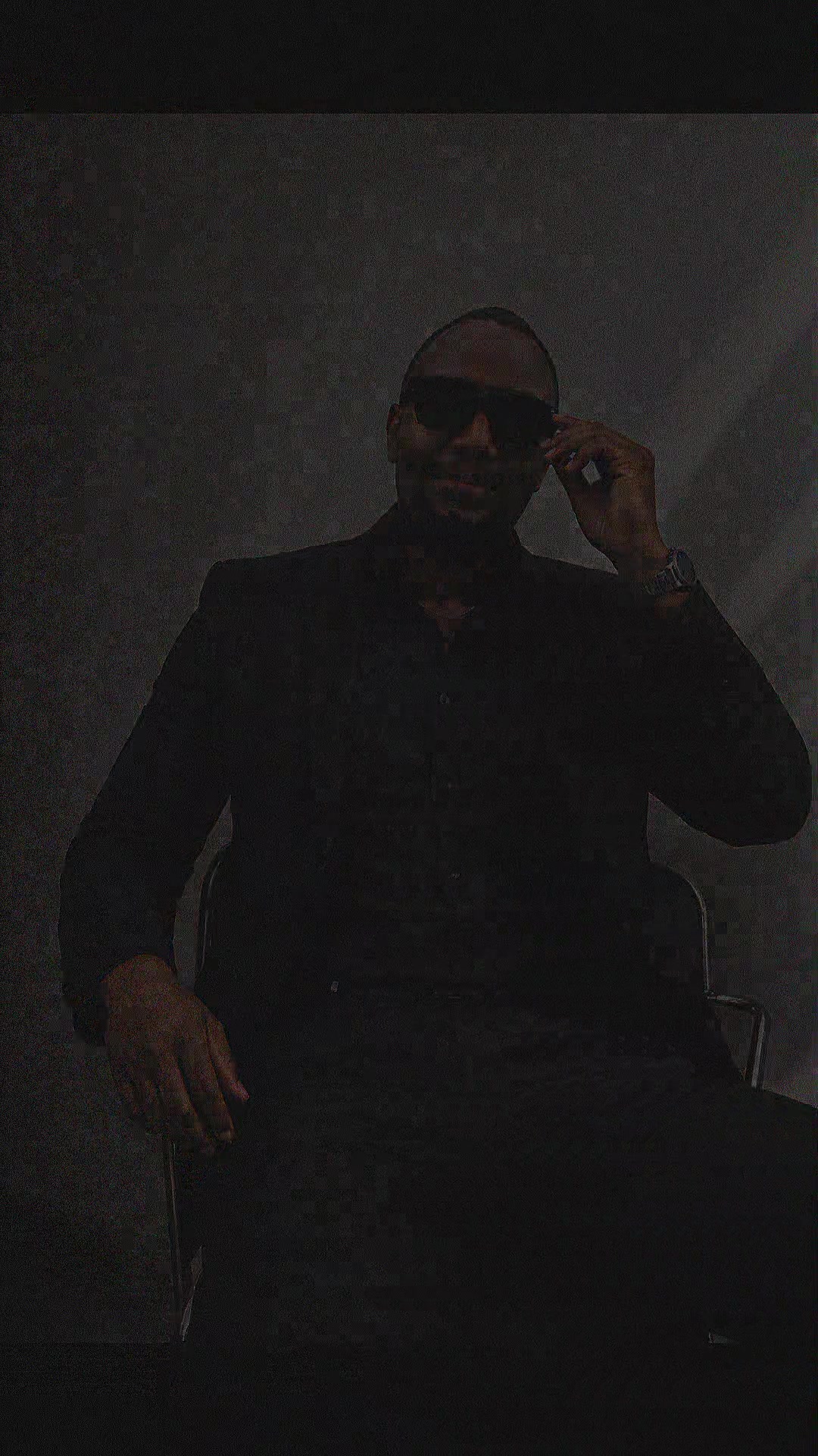 @It's_&Eacute;lv&icirc;&szlig;⛓️✍️🖊️