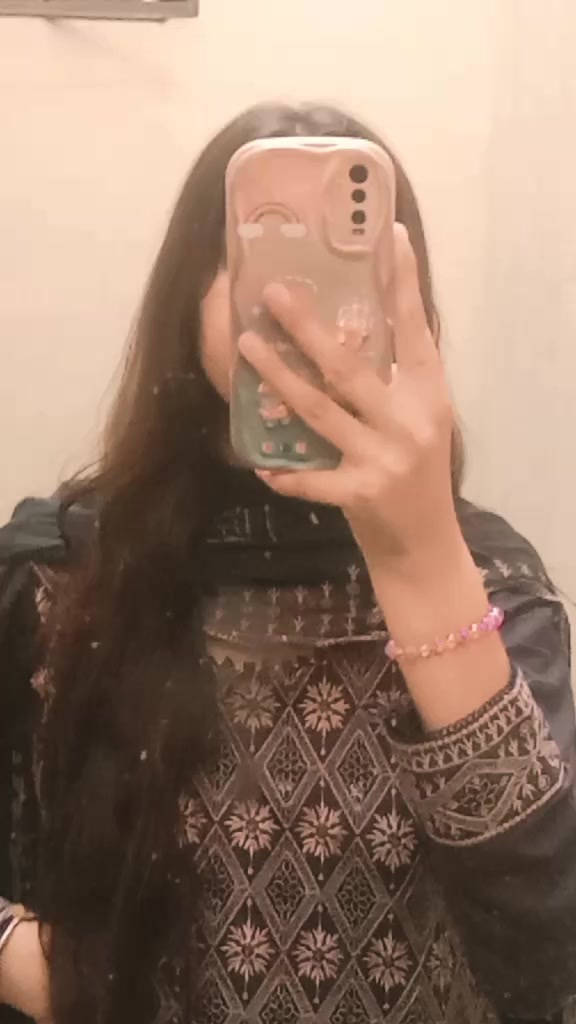 @Masoom larki 💜