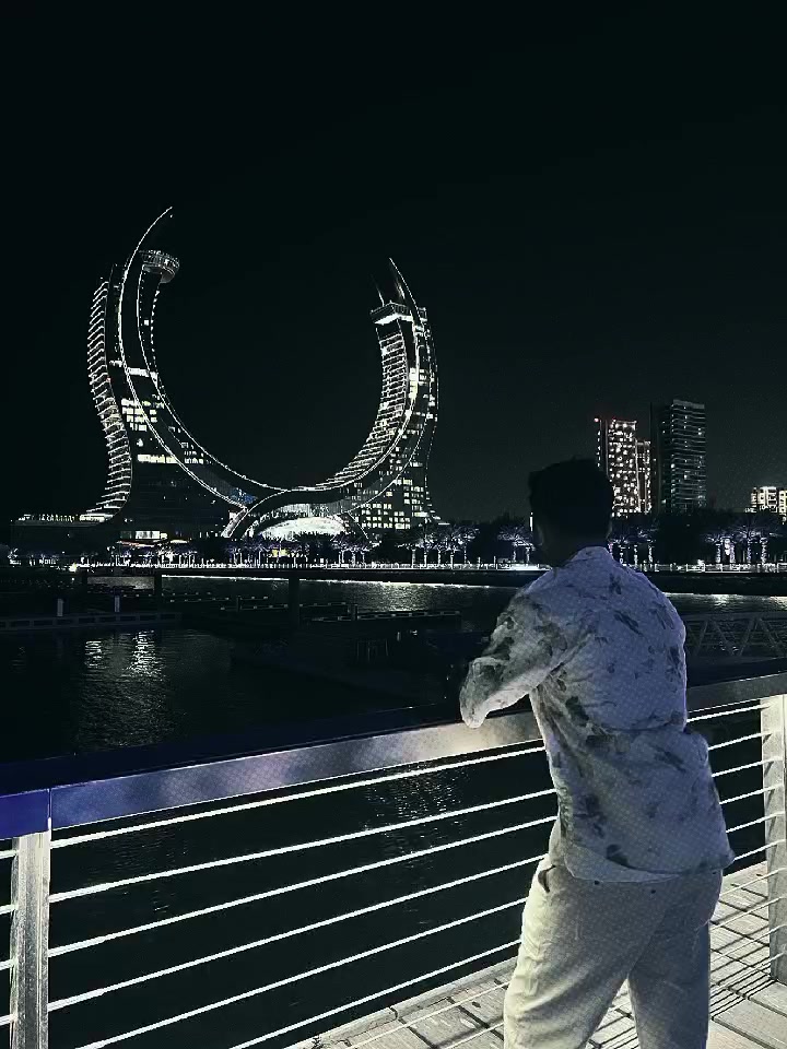 @XAHMED_🅾🇶🇦