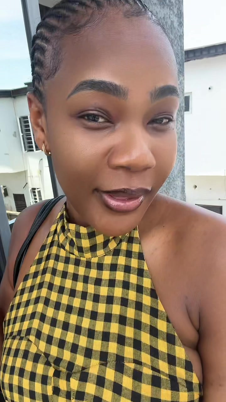@Nkwenze Victoria
