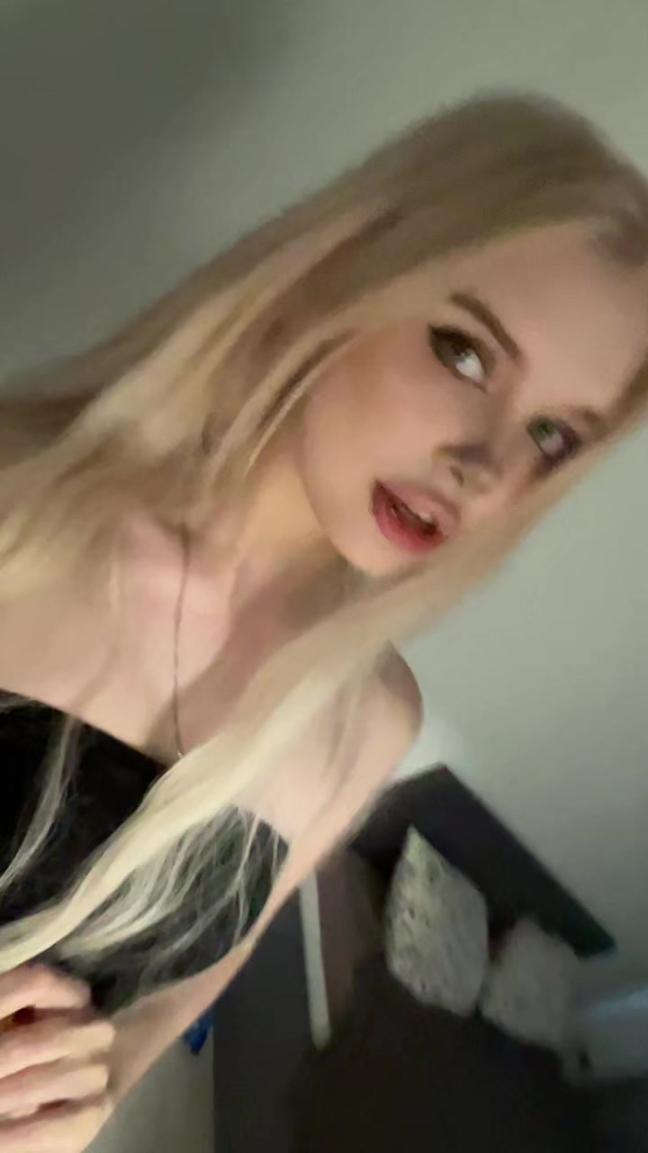 @твич oblizala