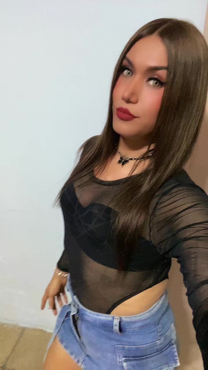 @Elyse Alessandra 🏳️⚧️