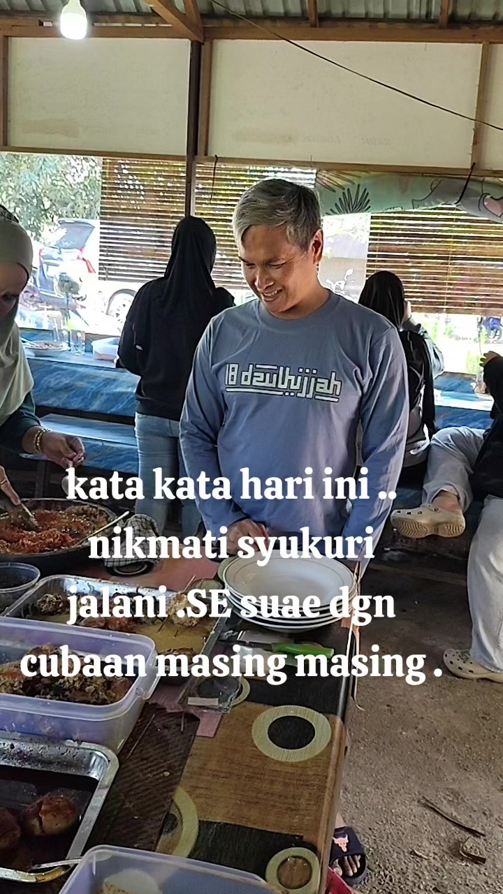 @warung katupat acil ella