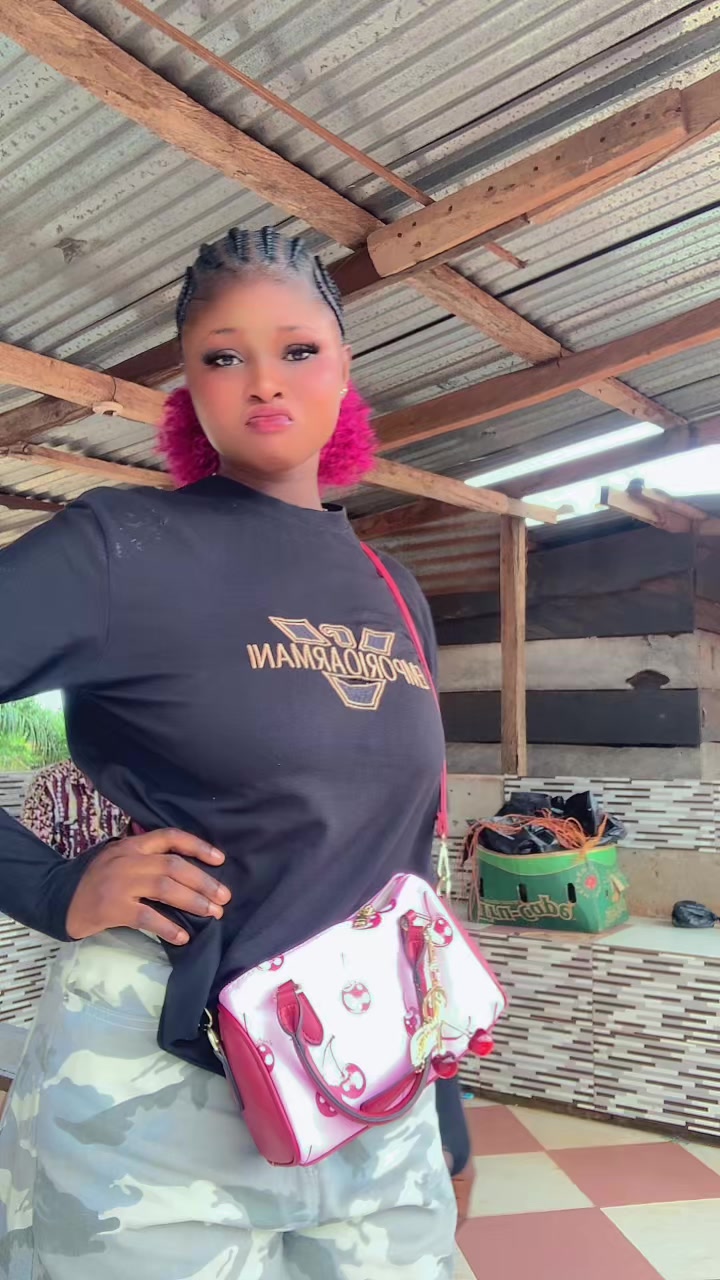 @Adwoa guy guy 🥰💕🌸